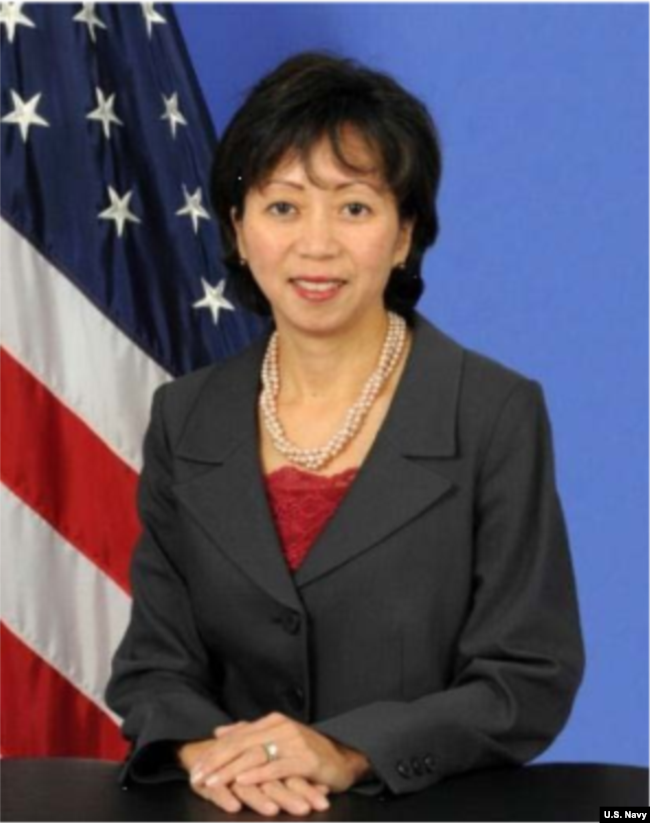 Bà Giao Phan, Tổng Giám đốc Điều hành, Cơ quan Điều hành Chương trình Hàng không Mẫu hạm, Hải quân Hoa Kỳ