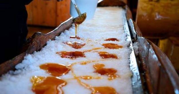30 cabanes à sucre au Québec où manger de la tire d'érable cette année -  Narcity
