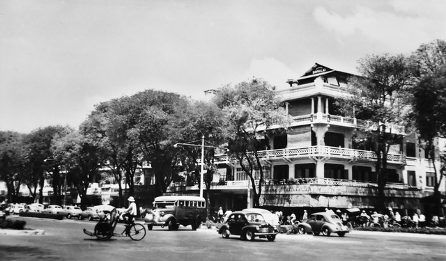 https://www.namkyluctinh.org/PICTURE/BaiViet13/dai-lo-le-loi-21.jpeg